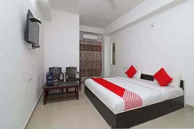 Shri Ram Hotel