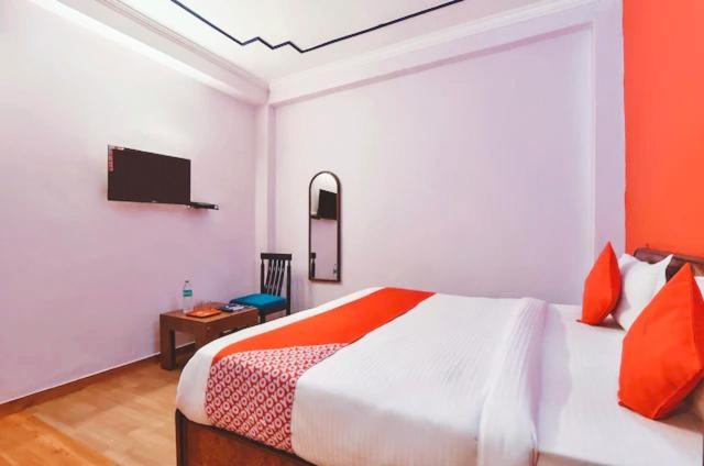 Shri Ram Hotel